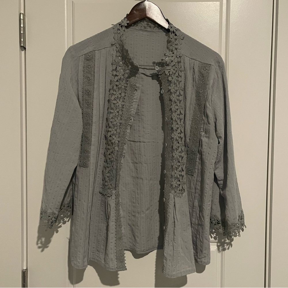 3.9  93
Aleumdr Women's Lace Crochet V Neck 3/4 Sleeve Button Down Casual Top
